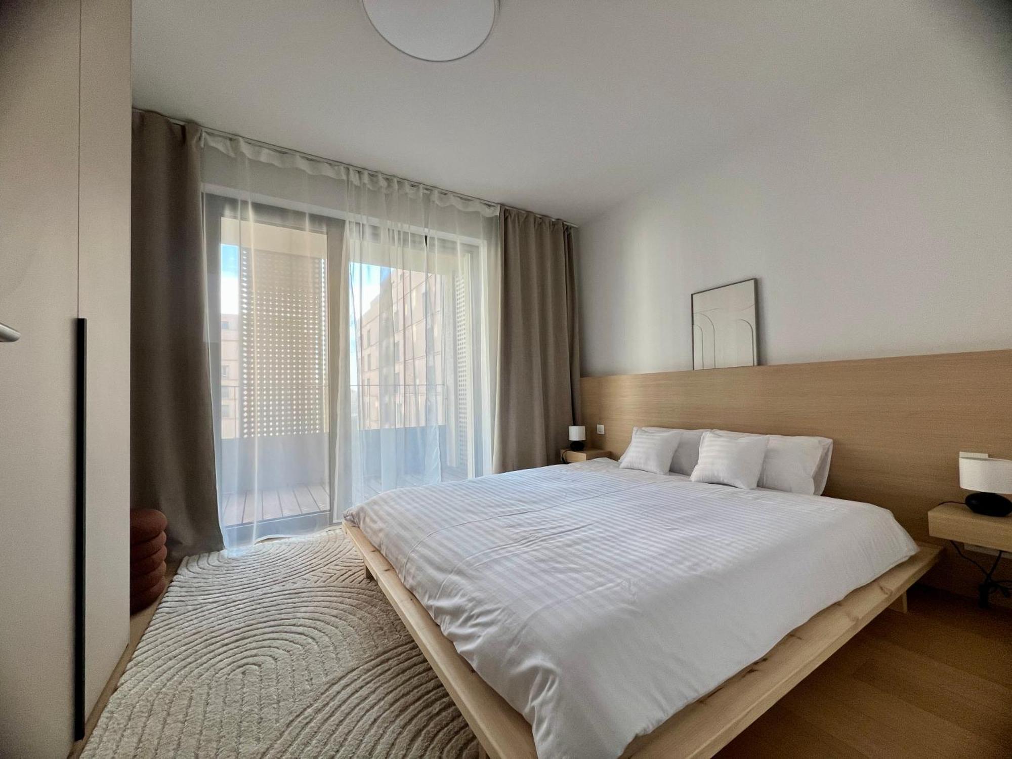 公寓 Cloud 9 Pri Myte Elegance - Brand New With Free Parking 布拉迪斯拉发