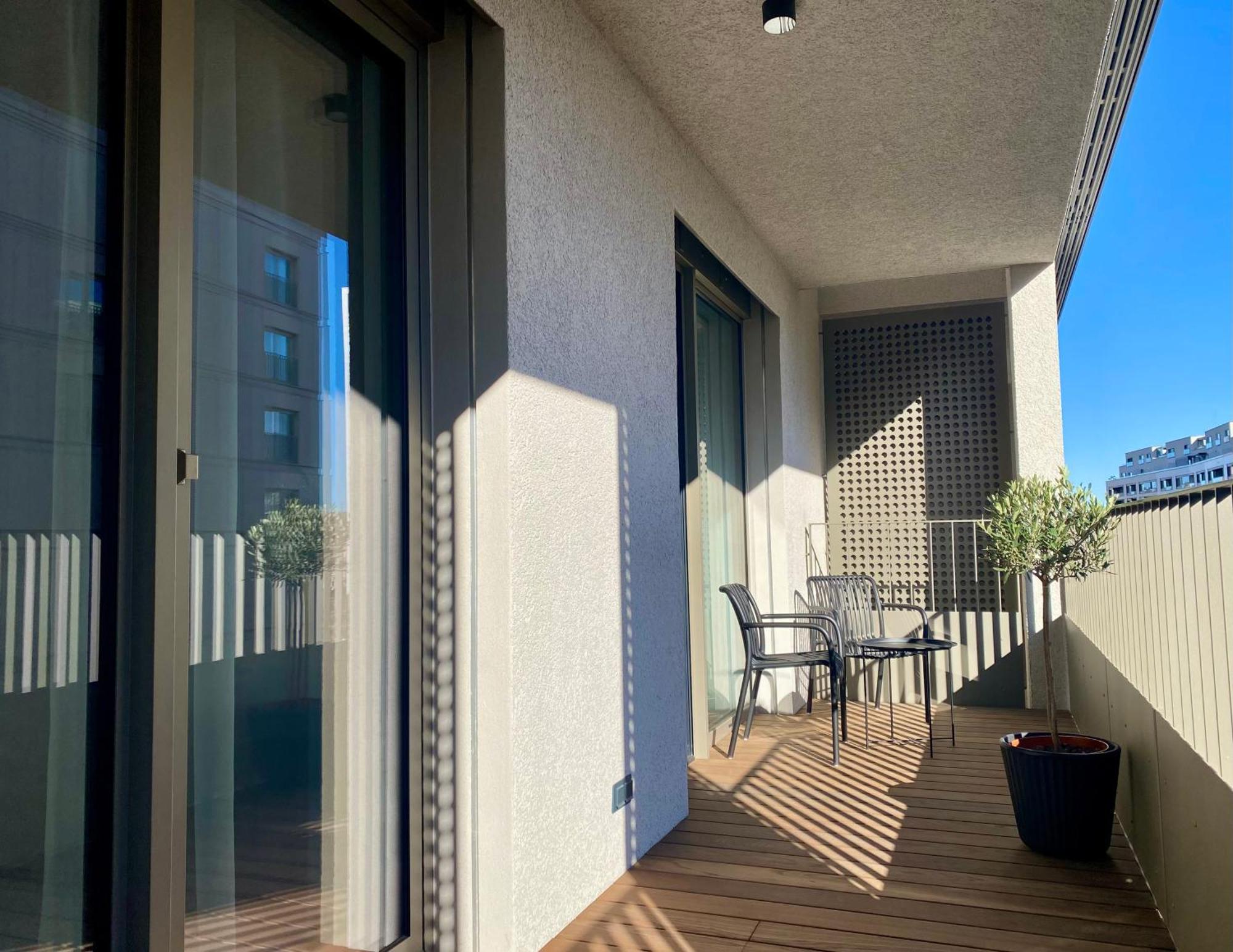 Cloud 9 Pri Myte Elegance - Brand New With Free Parking 公寓 *